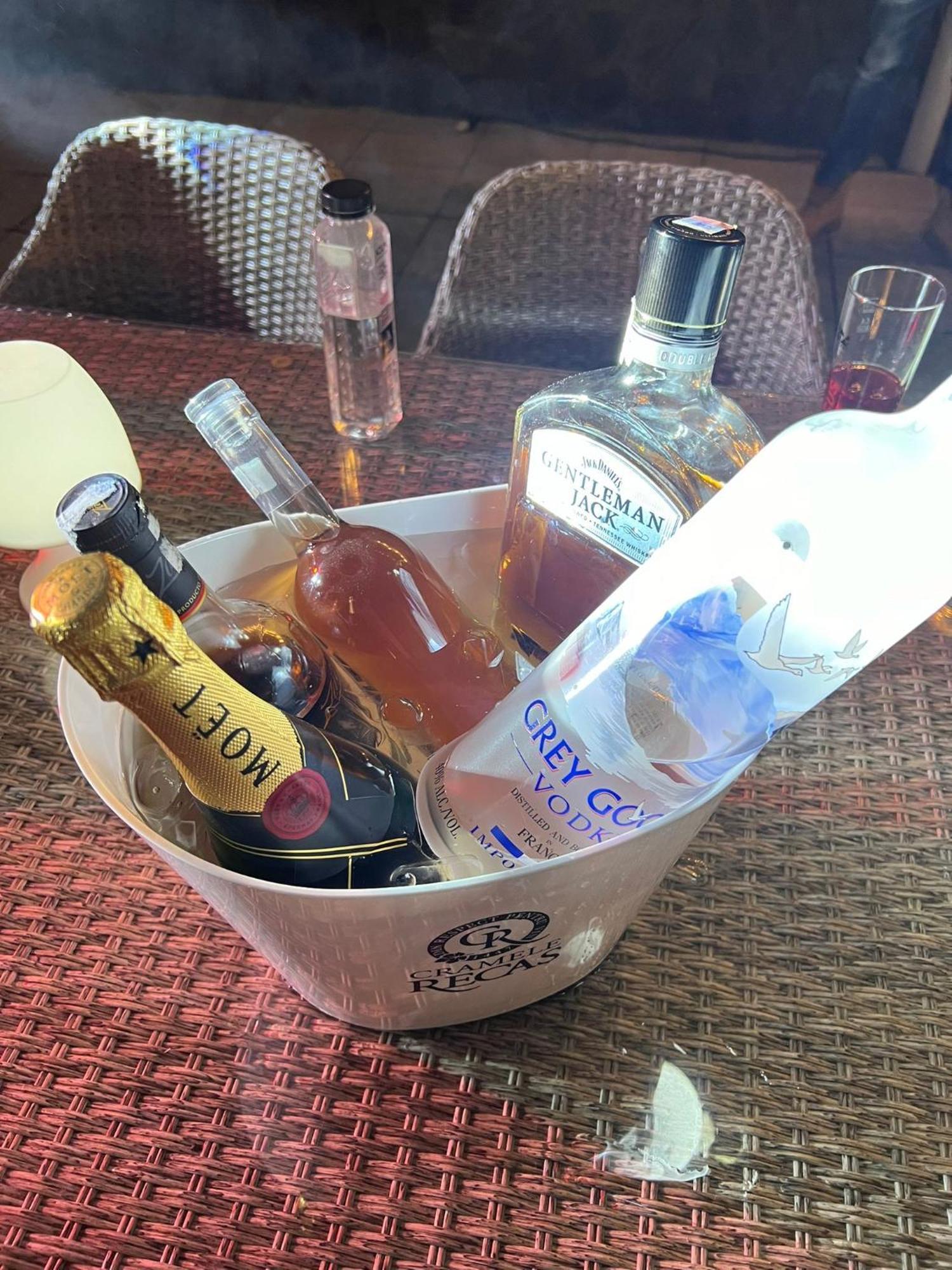 Hotel Galma Moroeni Eksteriør bilde